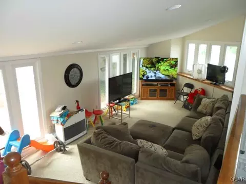 1031 Washington St, Fullerton, PA 18052 photo 18