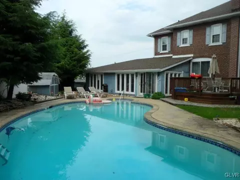 1031 Washington St, Fullerton, PA 18052 photo 14