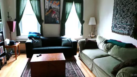 131 E North, Bethlehem, PA 18018 photo 2