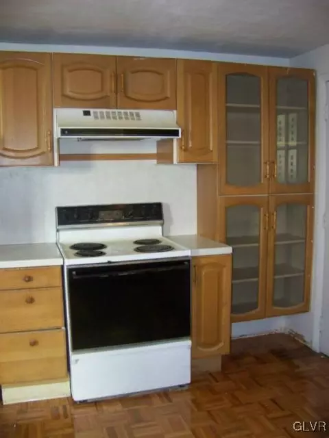 131 E North, Bethlehem, PA 18018 photo 8