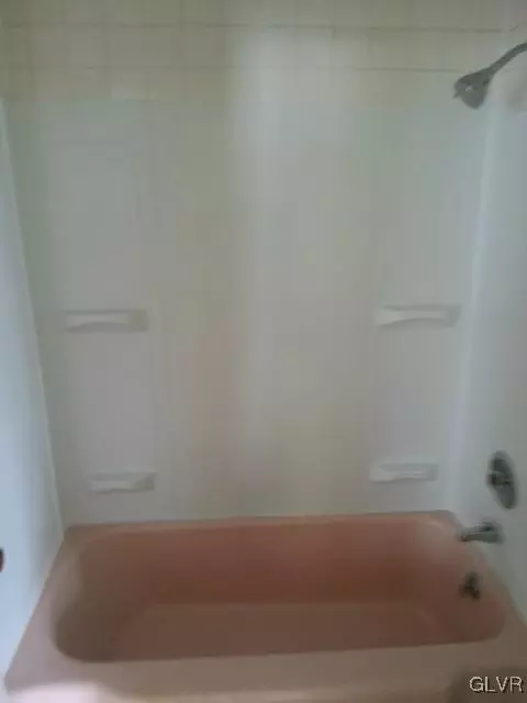 131 E North, Bethlehem, PA 18018 photo 29