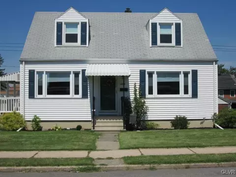 1235 Maple St, Bethlehem, PA 18018 photo 2