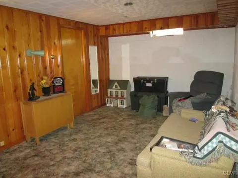 1235 Maple St, Bethlehem, PA 18018 photo 25