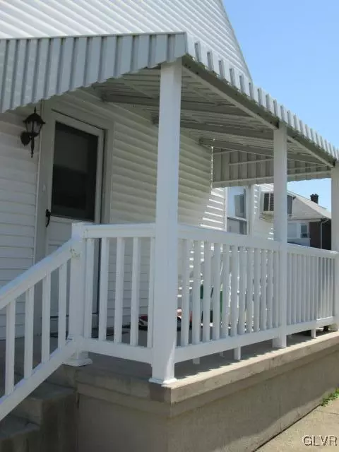 1235 Maple St, Bethlehem, PA 18018 photo 4