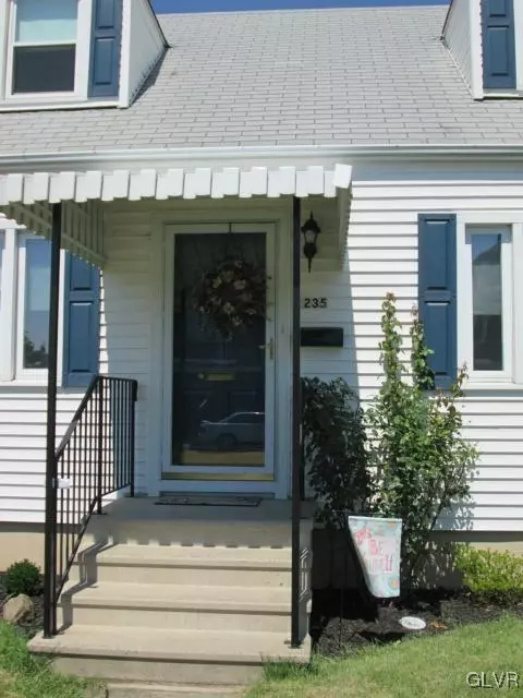 1235 Maple St, Bethlehem, PA 18018 photo 3