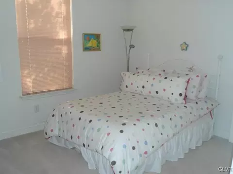 1855 Caryn Dr, Hellertown, PA 18055 photo 13