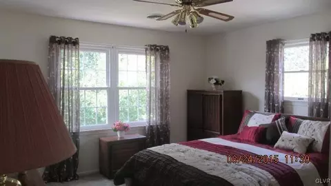 3935 Post Dr, Bethlehem, PA 18017 photo 14
