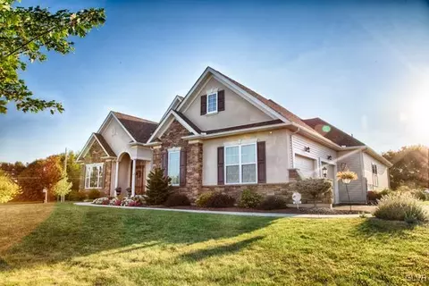 201 E Dell Rd, Bath, PA 18014 photo 20