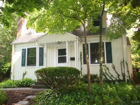 802 Maple Rd, Hellertown, PA 18055 photo 1