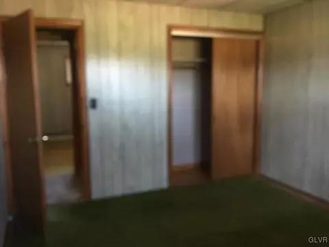 689 E Dell Rd, Bath, PA 18014 photo 12