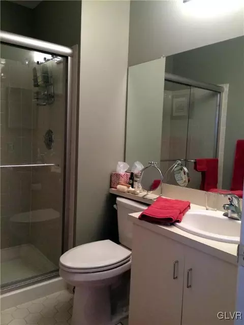 1935 Pine Ct, Hellertown, PA 18055 photo 12