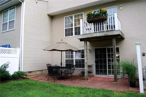 1935 Pine Ct, Hellertown, PA 18055 photo 17