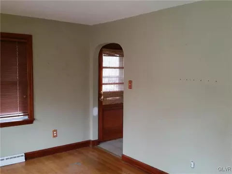 262 E Main, Bath, PA 18014 photo 5
