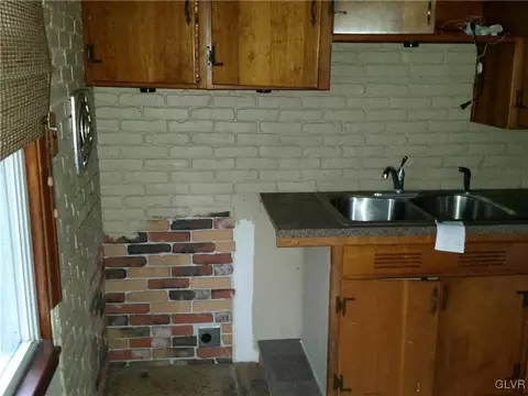 262 E Main, Bath, PA 18014 photo 11