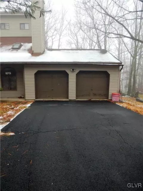 116 Rustin Pl, Bushkill, PA 18324 photo 4