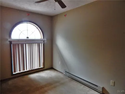 116 Rustin Pl, Bushkill, PA 18324 photo 12