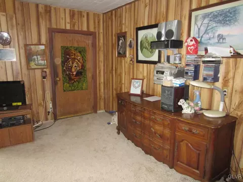 3070 Old Post Rd, Slatington, PA 18080 photo 31