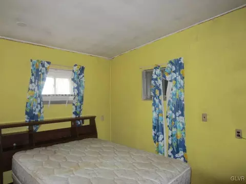 3070 Old Post Rd, Slatington, PA 18080 photo 16