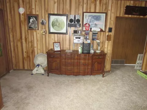 3070 Old Post Rd, Slatington, PA 18080 photo 30