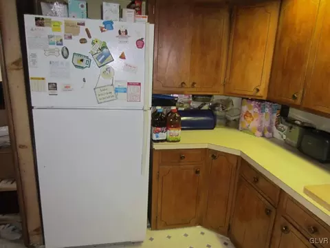 3070 Old Post Rd, Slatington, PA 18080 photo 12
