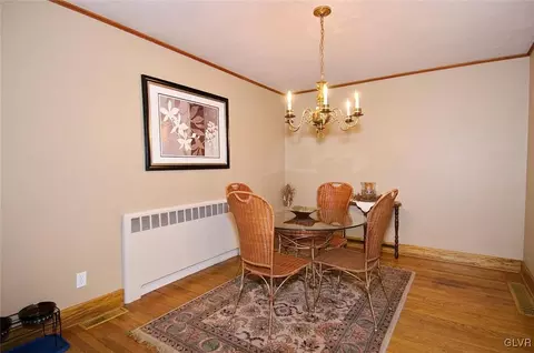 239 E Macada Rd, Bethlehem, PA 18017 photo 9