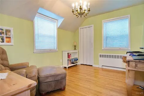 239 E Macada Rd, Bethlehem, PA 18017 photo 16