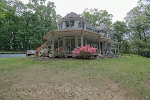 4444 Rhoads Rd, Kempton, PA 19529 photo 2