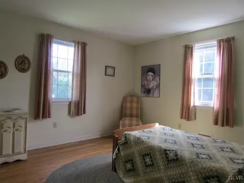 747 Macada Rd, Bethlehem, PA 18017 photo 10