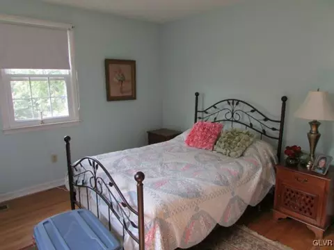 747 Macada Rd, Bethlehem, PA 18017 photo 7
