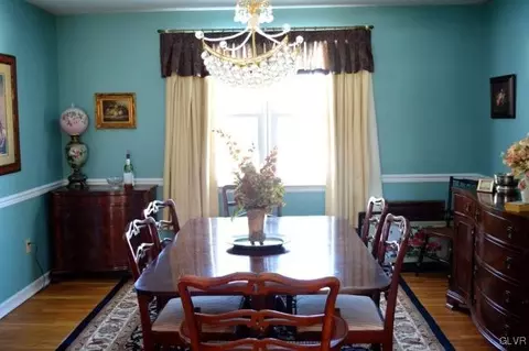 747 Macada Rd, Bethlehem, PA 18017 photo 5