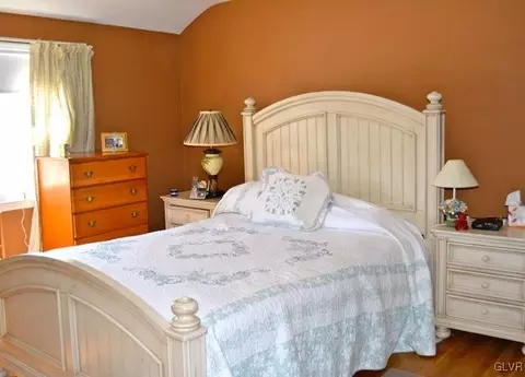 747 Macada Rd, Bethlehem, PA 18017 photo 12