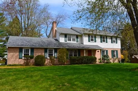 747 Macada Rd, Bethlehem, PA 18017 photo 1