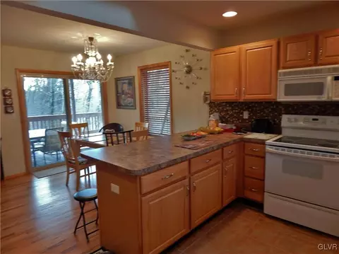 133 Durham Ct, Saw Creek, PA 18324 photo 16