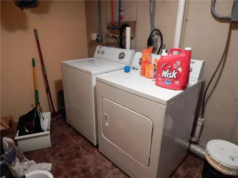 133 Durham Ct, Saw Creek, PA 18324 photo 37