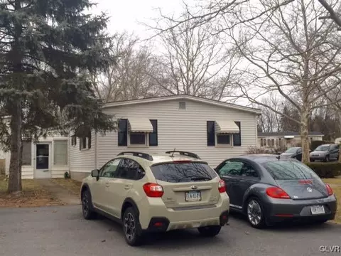 1 Lakeview Ct, Bath, PA 18014 photo 5