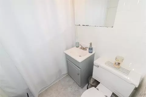 475 Birch Rd, Hellertown, PA 18055 photo 6