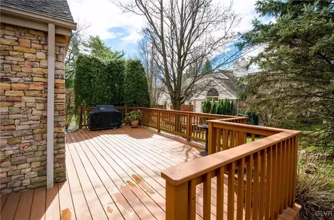 1020 Stone Stack Dr, Bethlehem, PA 18015 photo 24