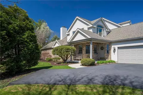 1020 Stone Stack Dr, Bethlehem, PA 18015 photo 2