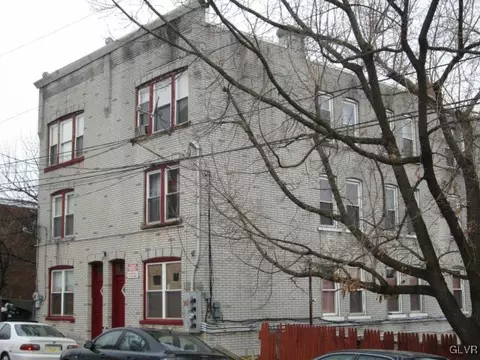 733 E 7th St, Bethlehem, PA 18015 photo 1