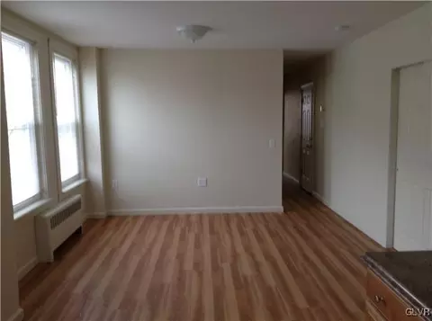 733 E 7th St, Bethlehem, PA 18015 photo 3