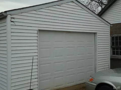 243 E Union Blvd, Bethlehem, PA 18018 photo 22