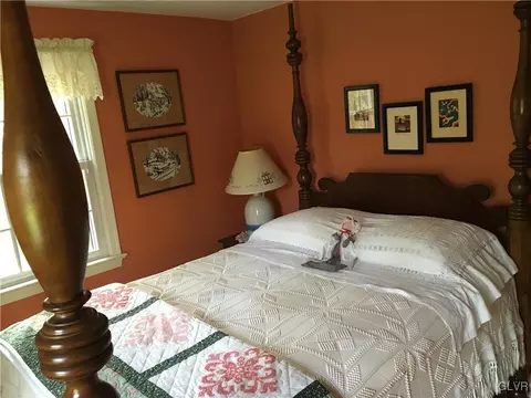 625 E Macada Rd, Bethlehem, PA 18017 photo 17