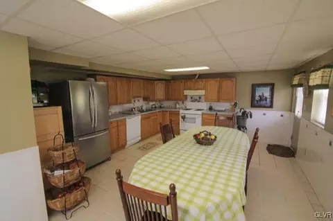 3208 Ruby Ct, Bethlehem, PA 18020 photo 35