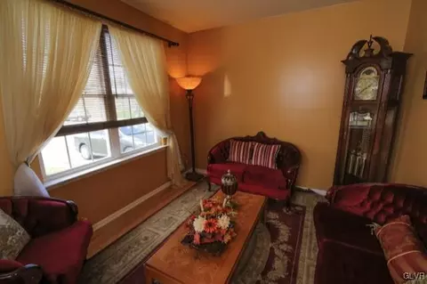 3208 Ruby Ct, Bethlehem, PA 18020 photo 7