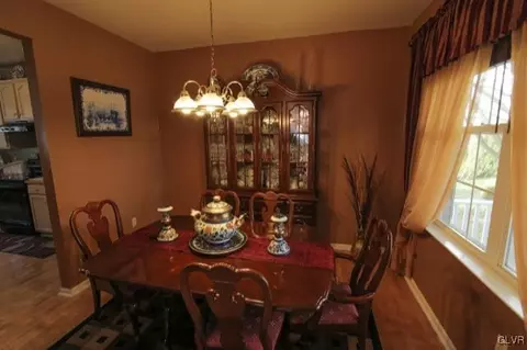 3208 Ruby Ct, Bethlehem, PA 18020 photo 12