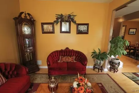 3208 Ruby Ct, Bethlehem, PA 18020 photo 8