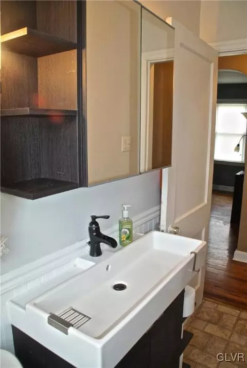 336 E Fairview St, Bethlehem, PA 18018 photo 13