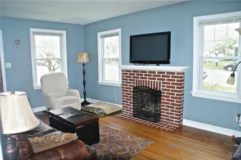 336 E Fairview St, Bethlehem, PA 18018 photo 5