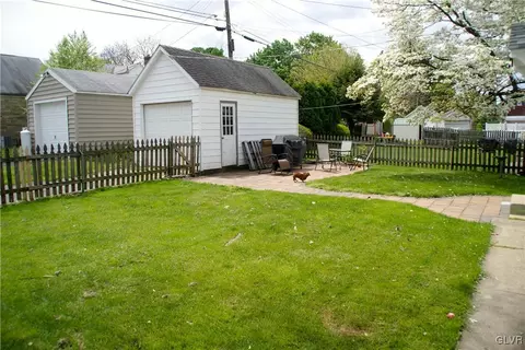 336 E Fairview St, Bethlehem, PA 18018 photo 19