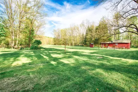 730 Getz Rd, Pen Argyl, PA 18072 photo 14